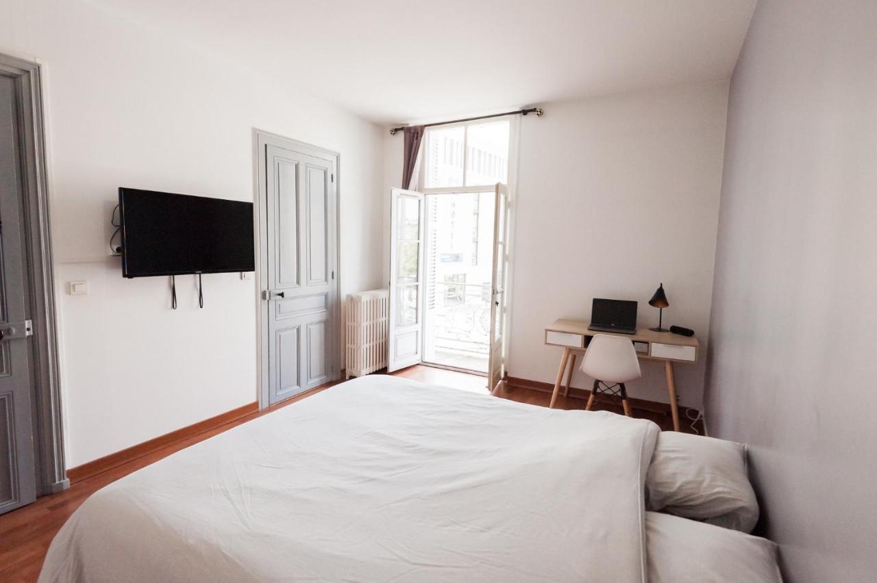 Le Neptune Apt 85M2 3Ch Appart Hotel Поатие Екстериор снимка